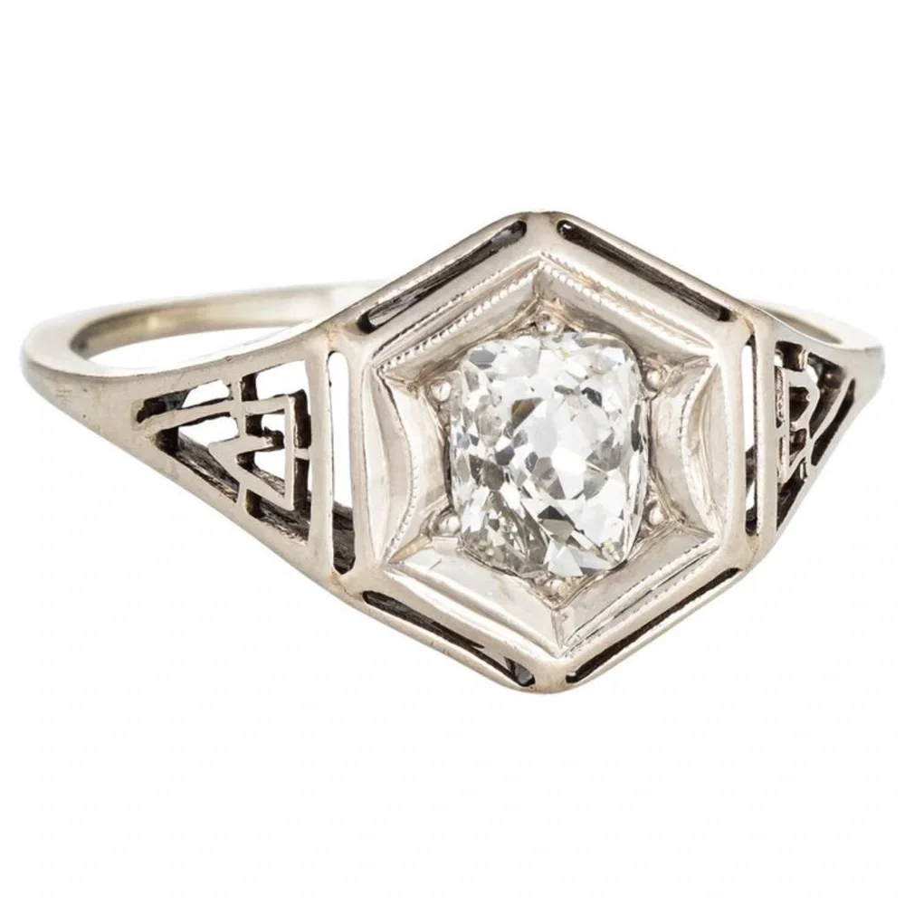 Vintage Art Deco Engagement Diamond Ring - Picture 5 of 8